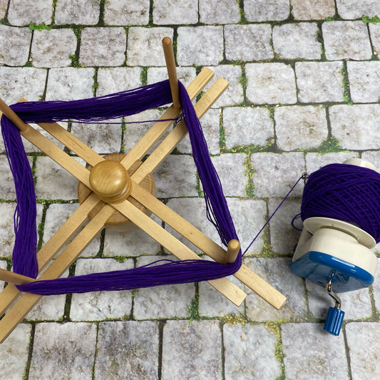 Choosing the Best Yarn Winder and Yarn Swift